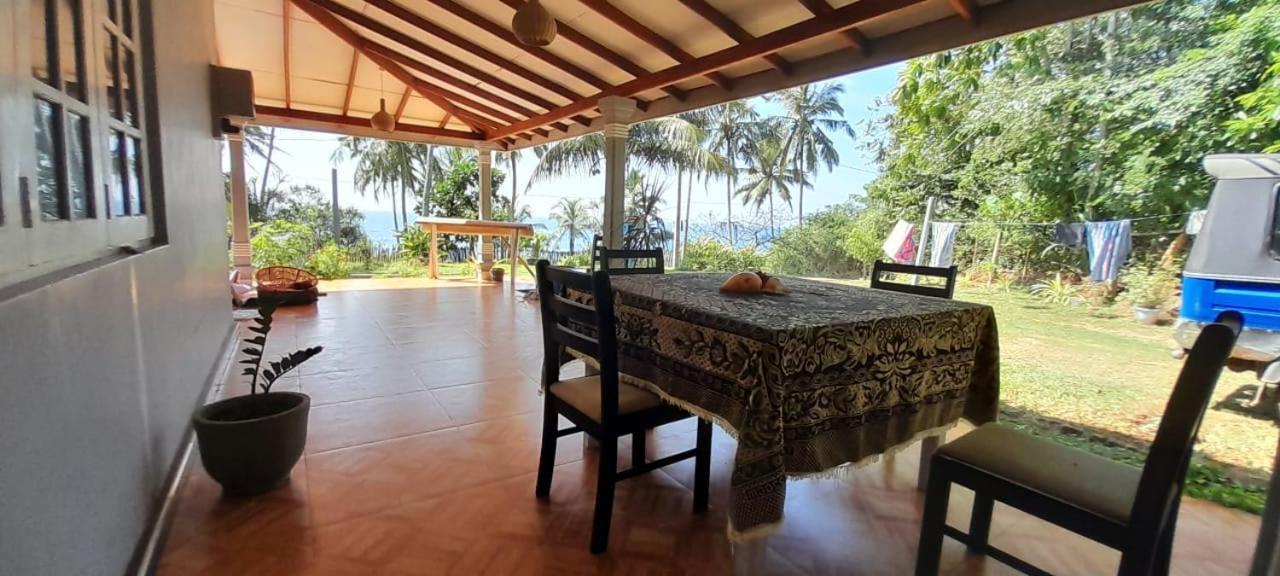 Tehan Homestay Dikwella Quarto foto